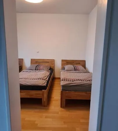 Good And Night Apartment Neuss