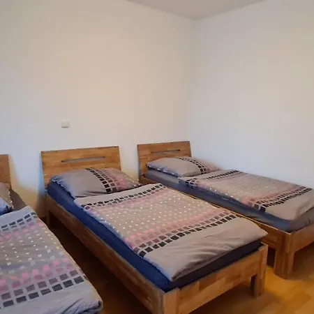 Good And Night Apartment *