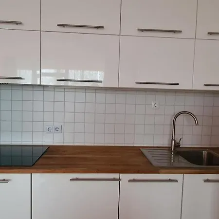 Good And Night Apartment *